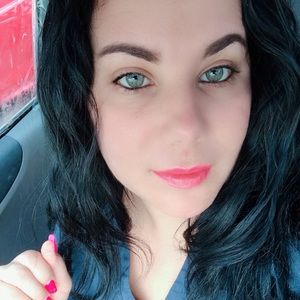 Meet your Posher, Yusleidys